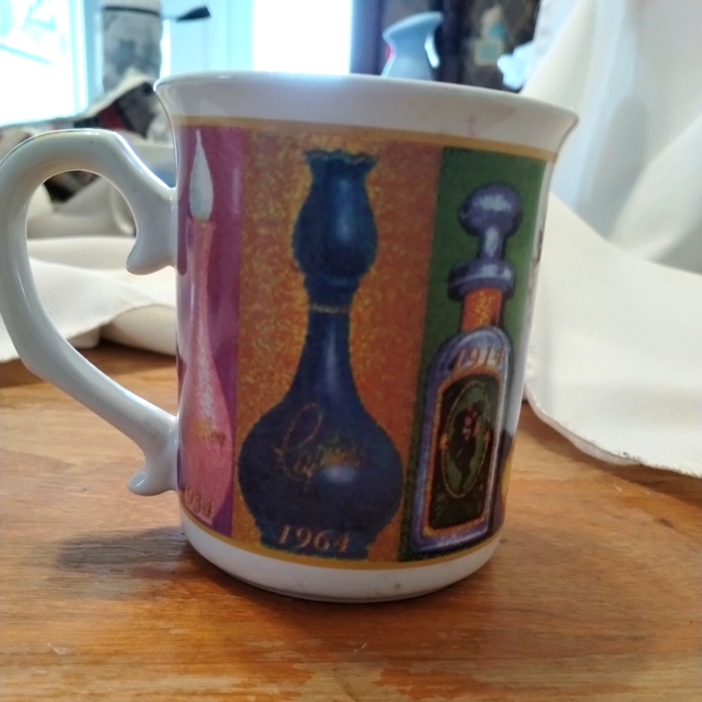 Avon commemorative mug 1998